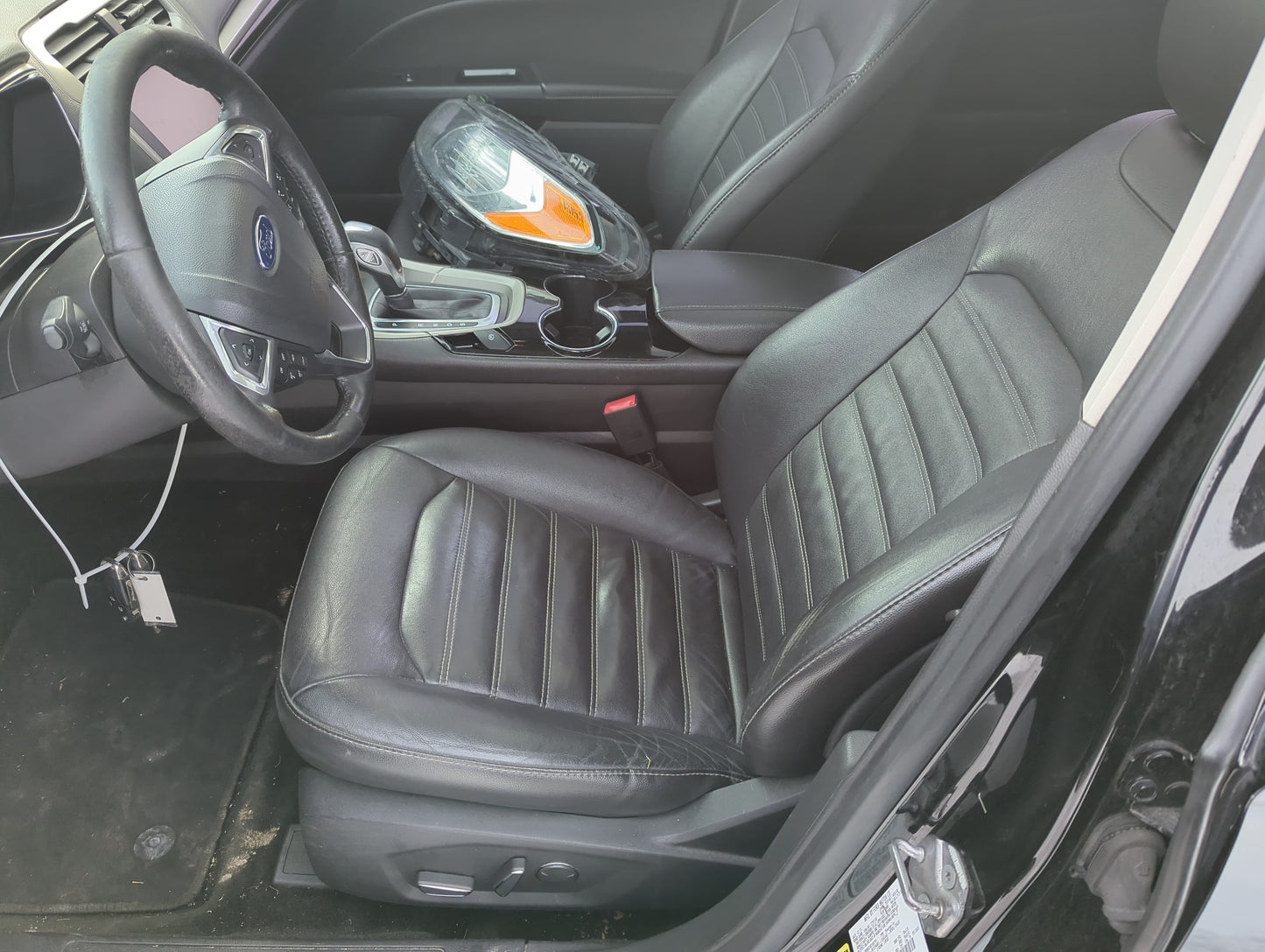 2013-2016 Ford Fusion Driver Front Seat Oem 1363057 - Oemusedautoparts1.com