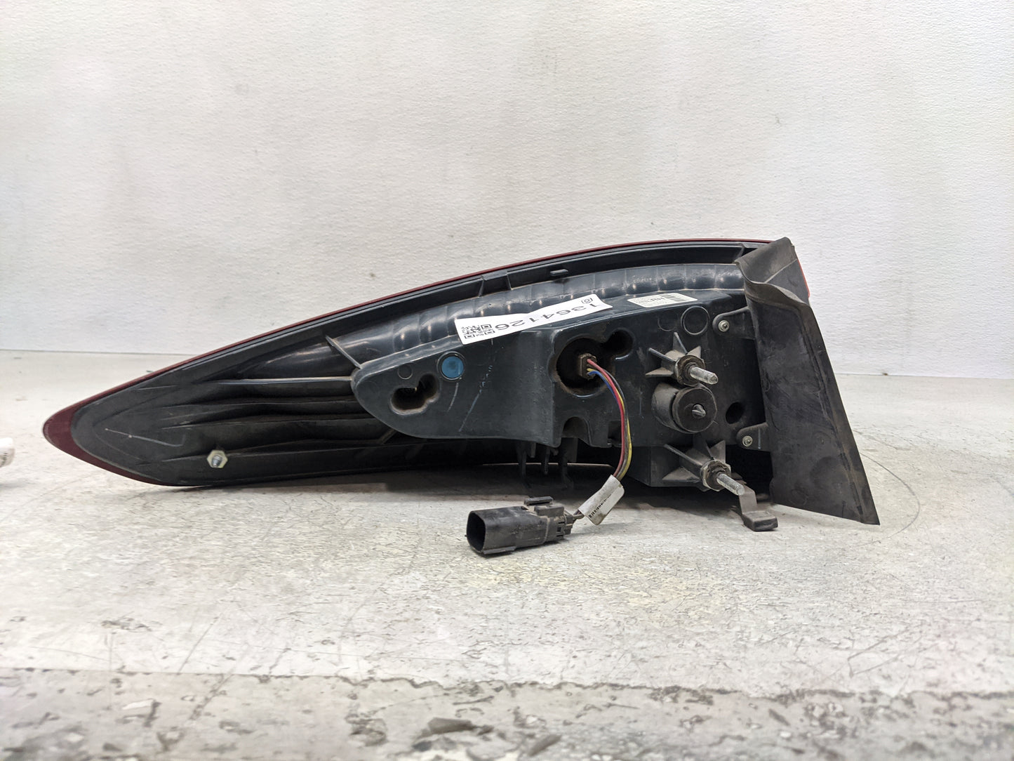 2016 Ford Fusion Tail Light Assembly Passenger Right OEM Fits OEM Used Auto Parts - Oemusedautoparts1.com