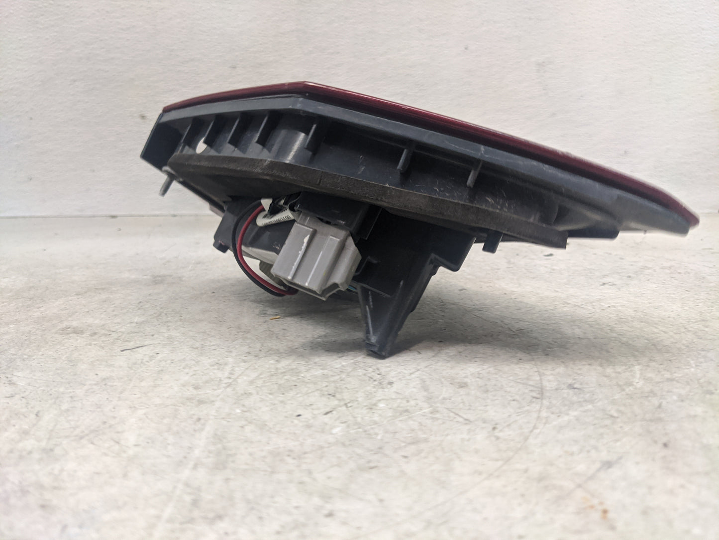 2013-2016 Ford Fusion Tail Light Assembly Passenger Right OEM Fits Fits 2013 2014 2015 2016 OEM Used Auto Parts - Oemusedaut