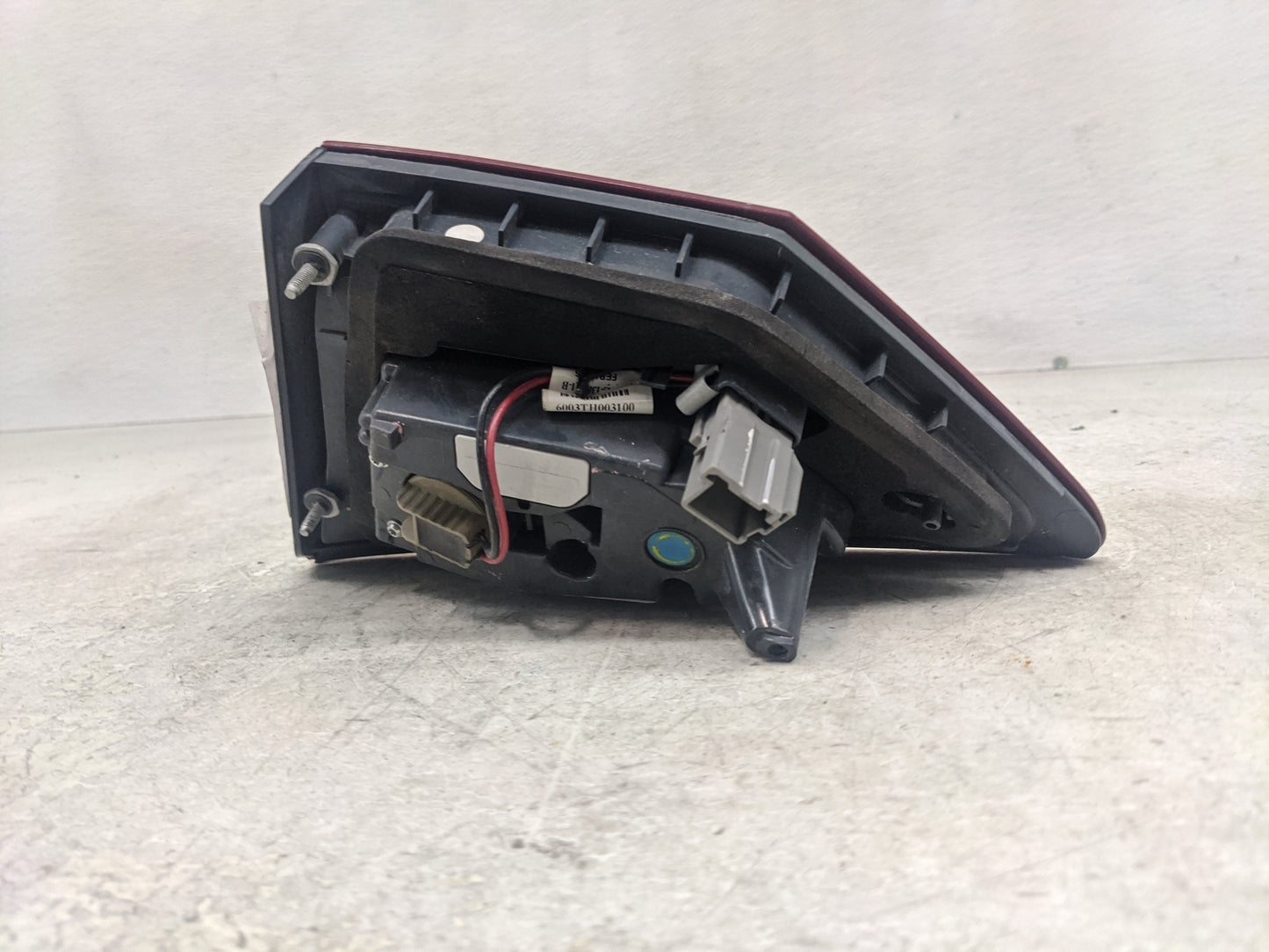 2013-2016 Ford Fusion Tail Light Assembly Passenger Right OEM Fits Fits 2013 2014 2015 2016 OEM Used Auto Parts - Oemusedaut