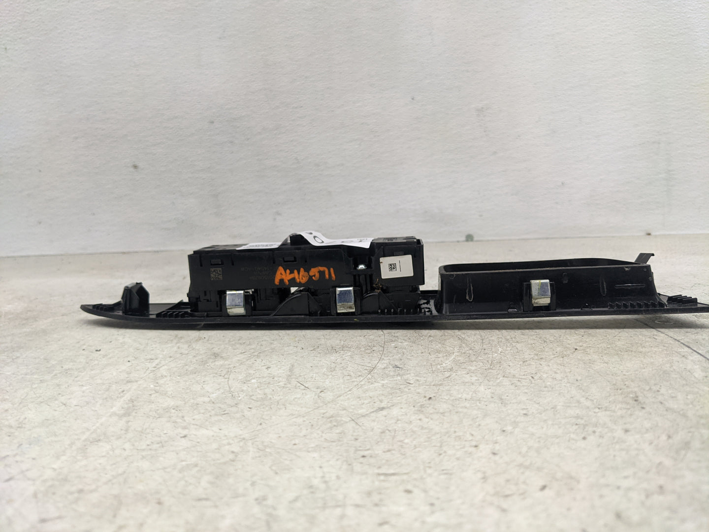 2013-2020 Ford Fusion Master Power Window Switch Replacement Driver Side Left P/N:DC9T-14540-ACW Fits OEM Used Auto Parts - 