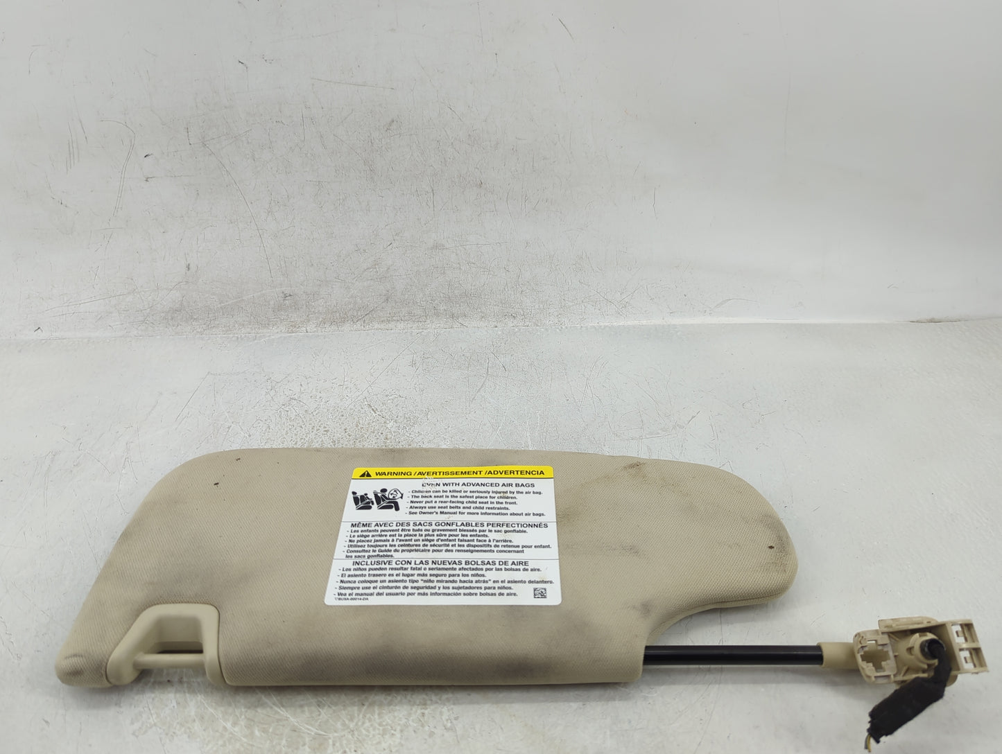2015-2016 Ford Fusion Sun Visor Shade Replacement Passenger Right Mirror Fits Fits 2015 2016 OEM Used Auto Parts - Oemusedau
