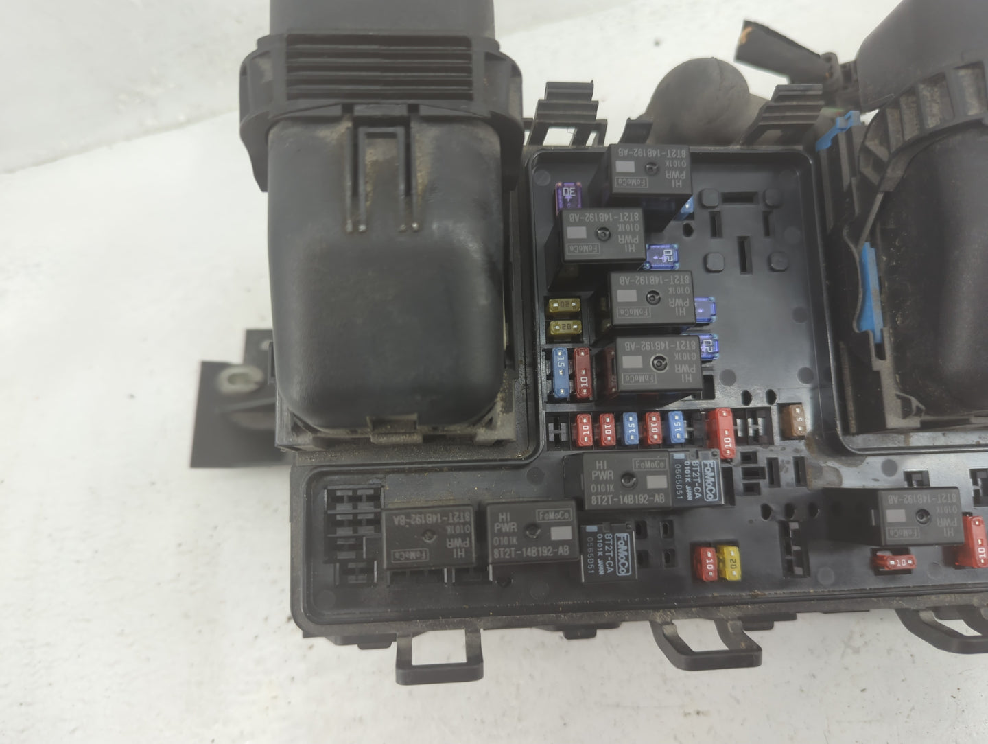 2015-2016 Ford Fusion Fusebox Fuse Box Panel Relay Module P/N:G2GT14A075AA Fits Fits 2015 2016 OEM Used Auto Parts - Oemused