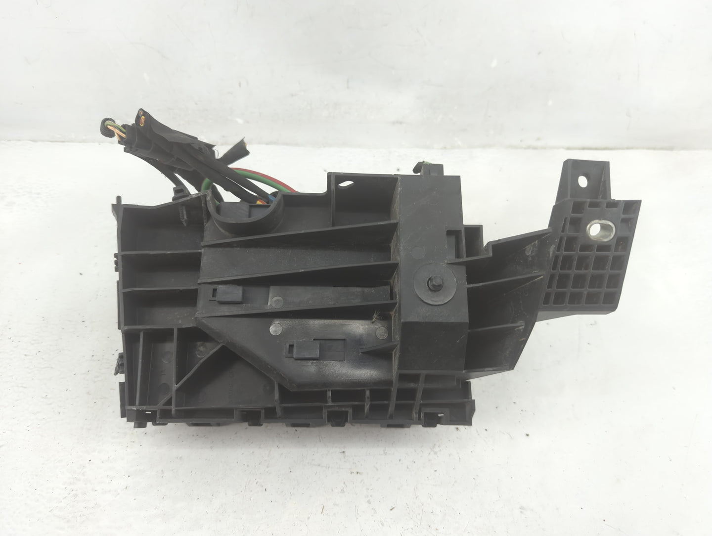 2015-2016 Ford Fusion Fusebox Fuse Box Panel Relay Module P/N:G2GT14A075AA Fits Fits 2015 2016 OEM Used Auto Parts - Oemused