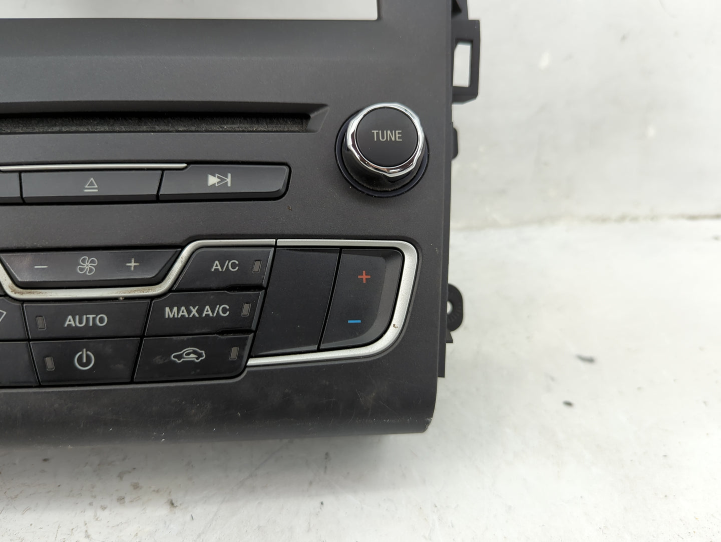 2016-2016 Ford Fusion Radio Control Panel - Oemusedautoparts1.com