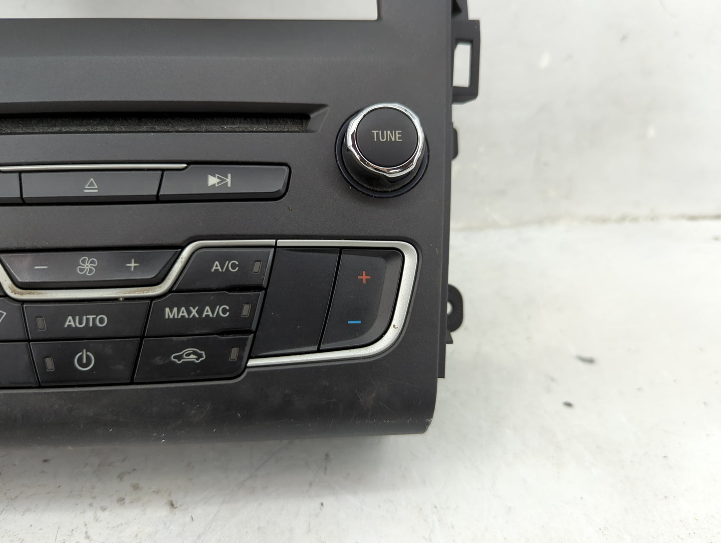 2016-2016 Ford Fusion Radio Control Panel - Oemusedautoparts1.com