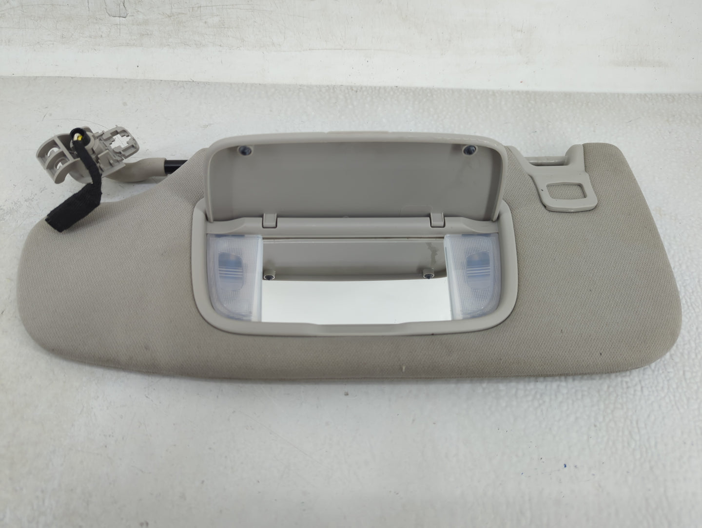 2015-2016 Ford Fusion Sun Visor Shade Replacement Passenger Right Mirror Fits Fits 2015 2016 OEM Used Auto Parts - Oemusedau