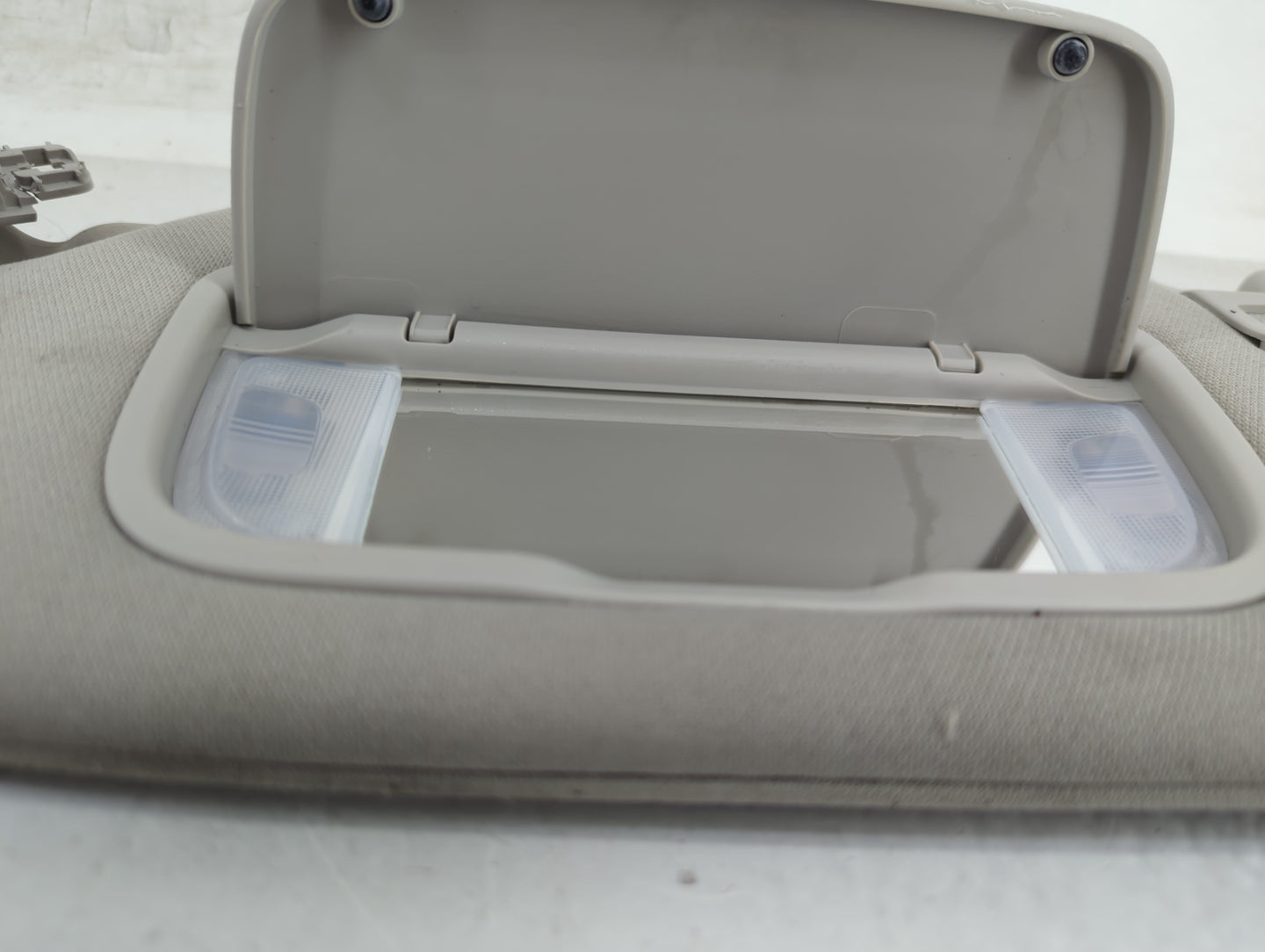2015-2016 Ford Fusion Sun Visor Shade Replacement Passenger Right Mirror Fits Fits 2015 2016 OEM Used Auto Parts - Oemusedau