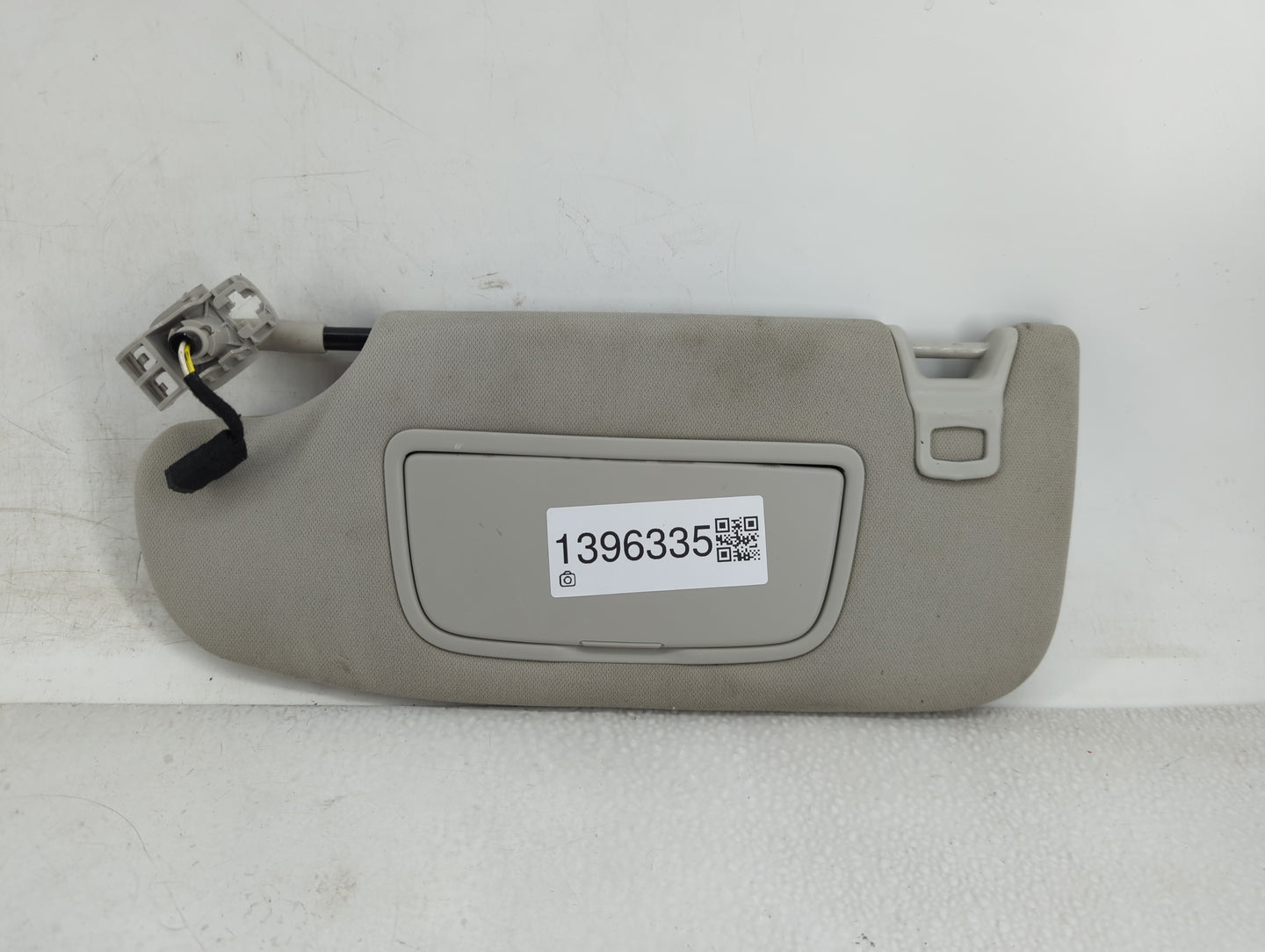 2015-2016 Ford Fusion Sun Visor Shade Replacement Passenger Right Mirror Fits Fits 2015 2016 OEM Used Auto Parts - Oemusedau