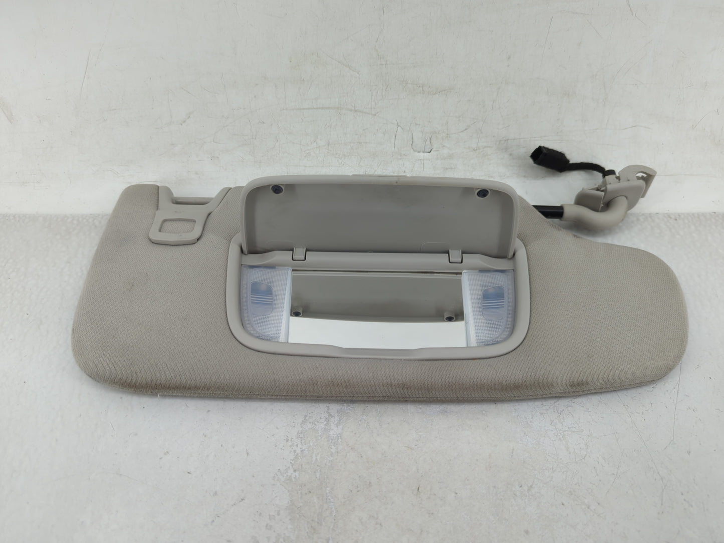 2015-2016 Ford Fusion Sun Visor Shade Replacement Driver Left Mirror Fits Fits 2015 2016 OEM Used Auto Parts - Oemusedautopa