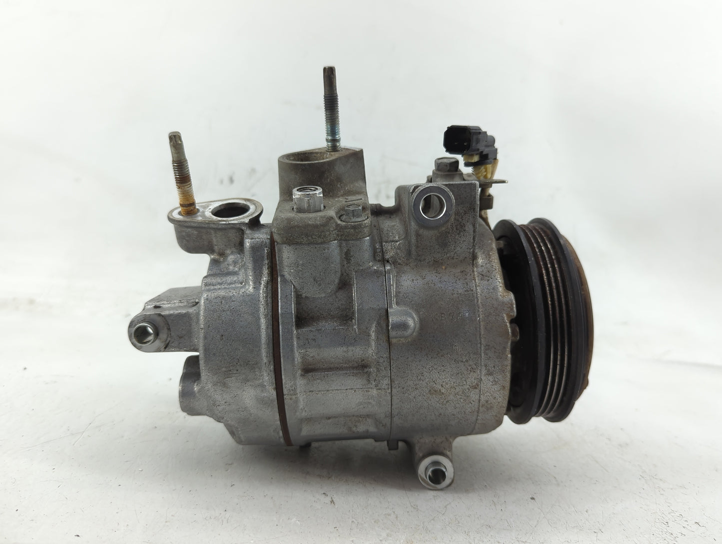2013-2018 Ford Fusion Air Conditioning A/c Ac Compressor Oem - Oemusedautoparts1.com