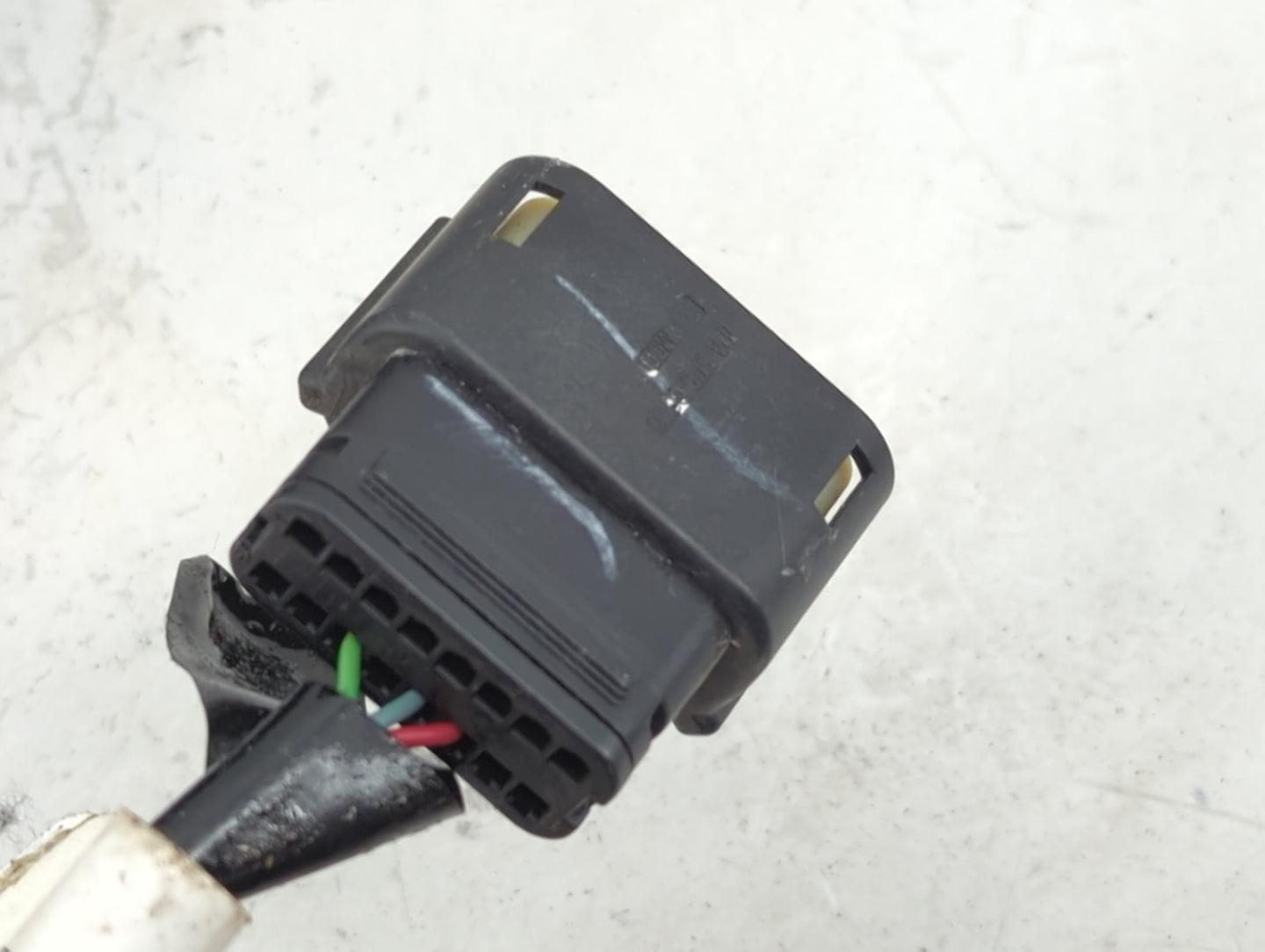 2016-2020 Ford Fusion Passenger Side View Mirror - Right Door Mirror OEM Used - Oemusedautoparts1.com