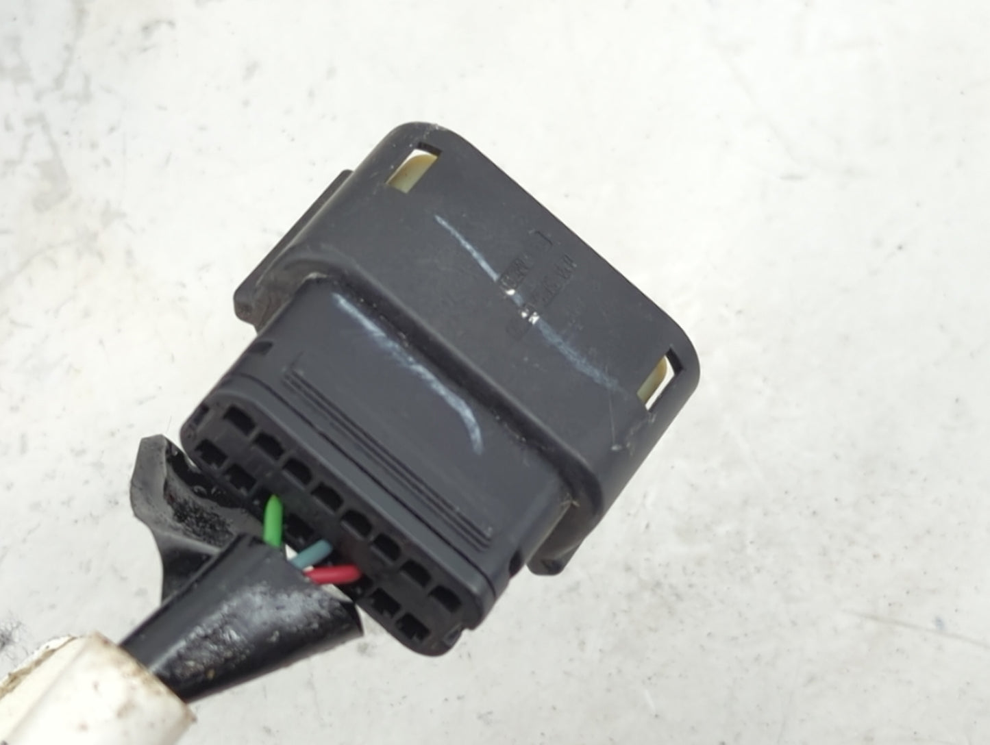 2016-2020 Ford Fusion Passenger Side View Mirror - Right Door Mirror OEM Used - Oemusedautoparts1.com