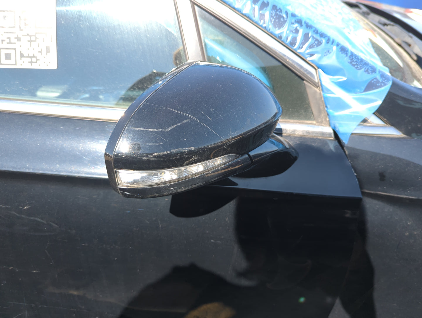 2016-2020 Ford Fusion Passenger Side View Mirror - Right Door Mirror OEM Used - Oemusedautoparts1.com