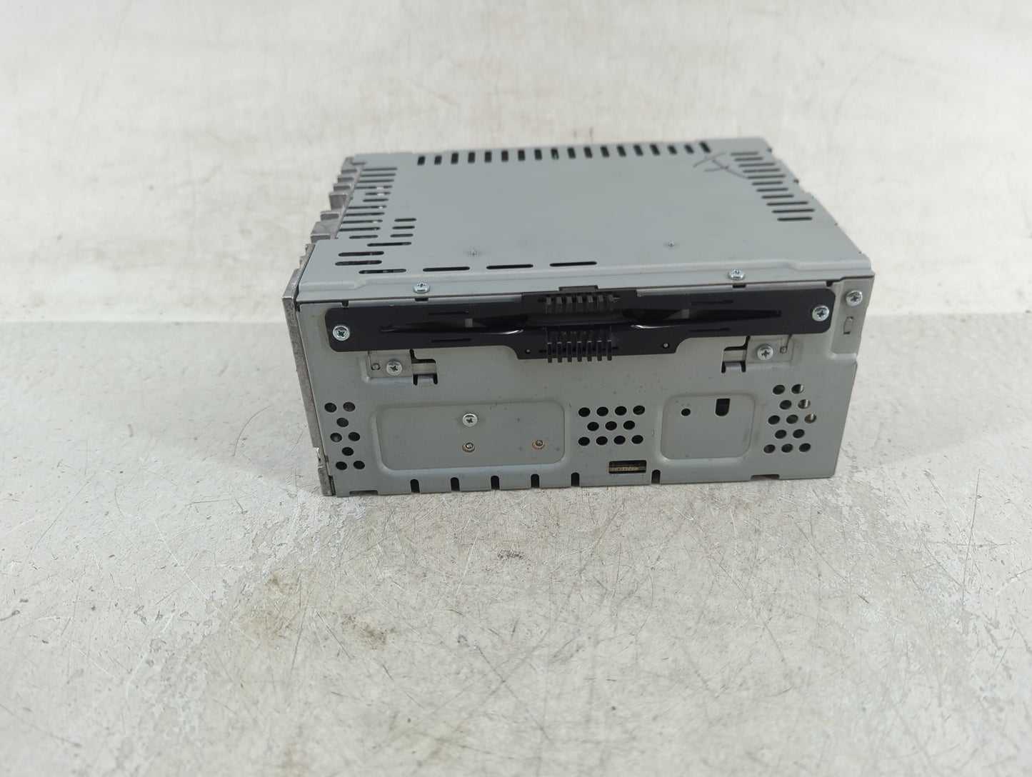 2016-2017 Ford Fusion Radio AM FM Cd Player Receiver Replacement P/N:FS7T-19C107-YC Fits Fits 2016 2017 OEM Used Auto Parts 