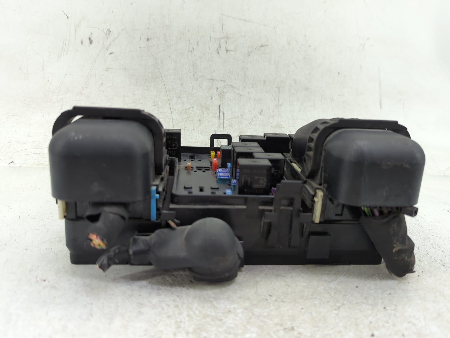 2015-2016 Ford Fusion Fusebox Fuse Box Panel Relay Module P/N:FG9T14A067BB-01 Fits Fits 2015 2016 OEM Used Auto Parts - Oemu