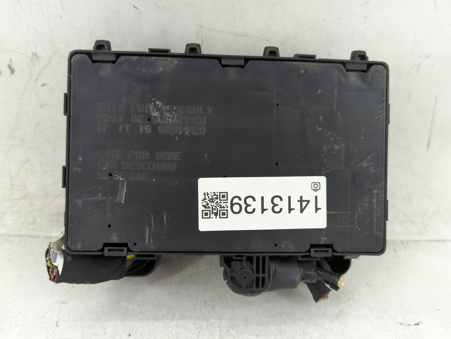 2015-2016 Ford Fusion Fusebox Fuse Box Panel Relay Module P/N:FG9T14A067BB-01 Fits Fits 2015 2016 OEM Used Auto Parts - Oemu