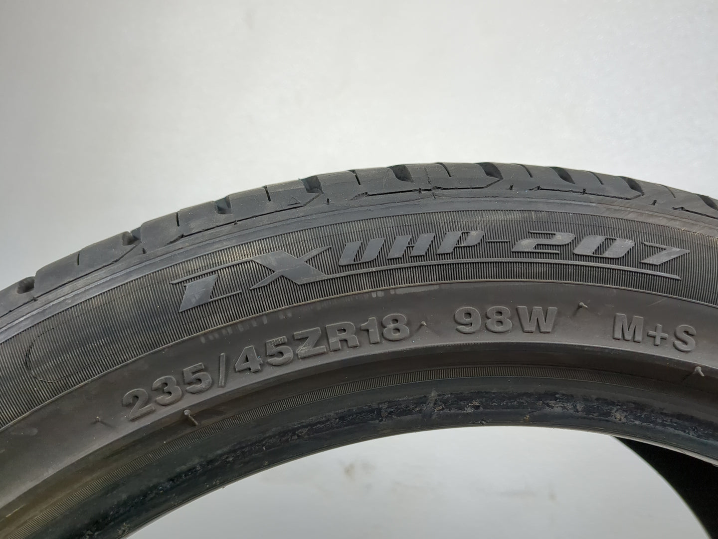 Used Tire 235/45R18 LEXANI LX UHP-207 98W - Tread Depth 8/32 - Oemusedautoparts1.com