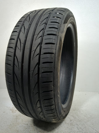 compare product Used Tire 235/45R18 LEXANI LX UHP-207 98W - Tread Depth 8/32