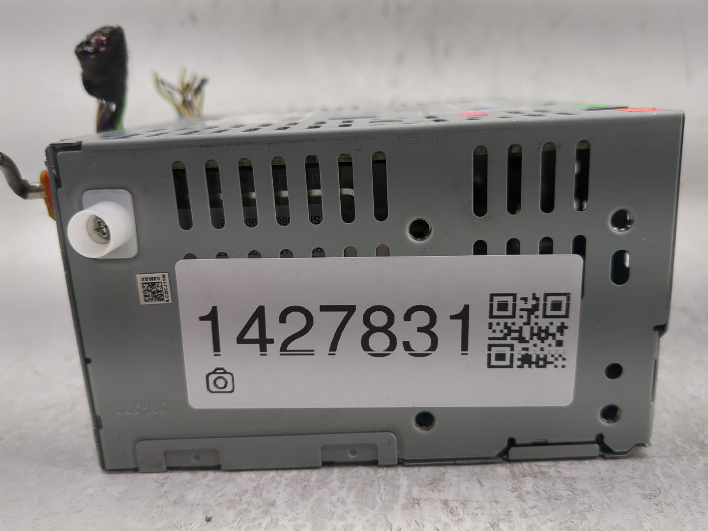 2016 Ford Fusion Radio AM FM Cd Player Receiver Replacement P/N:FS7T-19C107-YB Fits OEM Used Auto Parts - Oemusedautoparts1.