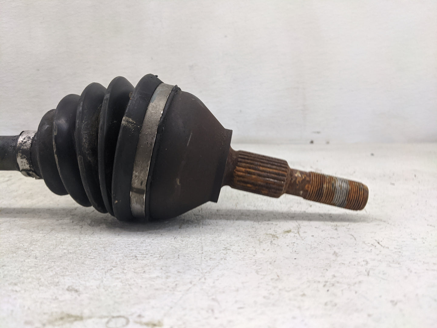 2013-2020 Ford Fusion Axle Shaft Front Driver Cv C/v - Oemusedautoparts1.com