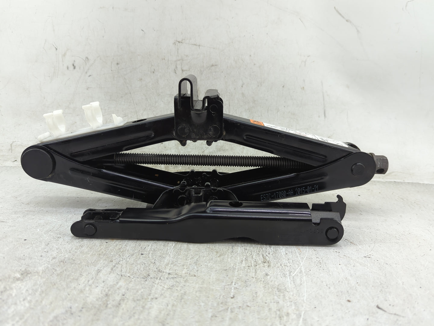 2016 Ford Fusion Spare Scissor Car Jack - Oemusedautoparts1.com