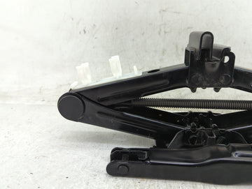 2016 Ford Fusion Spare Scissor Car Jack