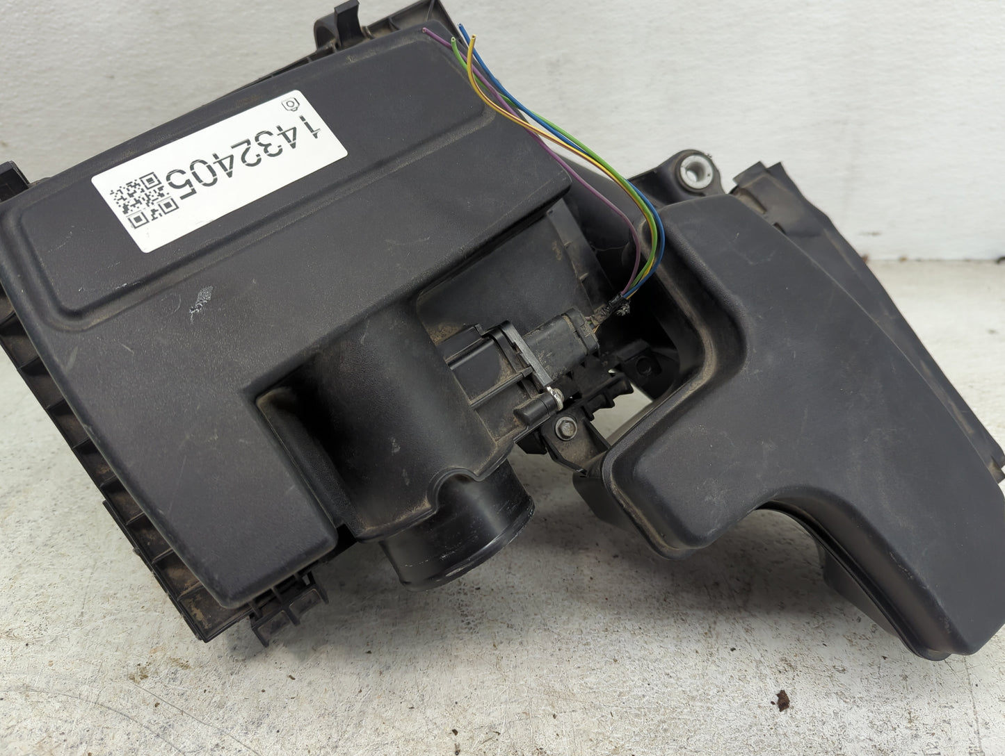 2013-2016 Ford Fusion Air Cleaner Intake-duct Hose Tube 1432405 - Oemusedautoparts1.com