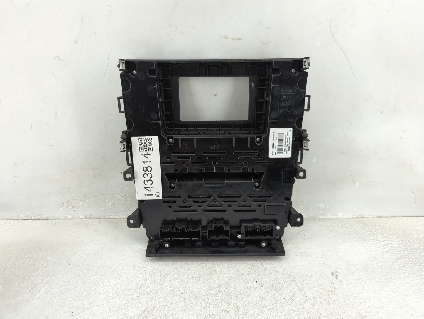 2016-2016 Ford Fusion Radio Control Panel - Oemusedautoparts1.com