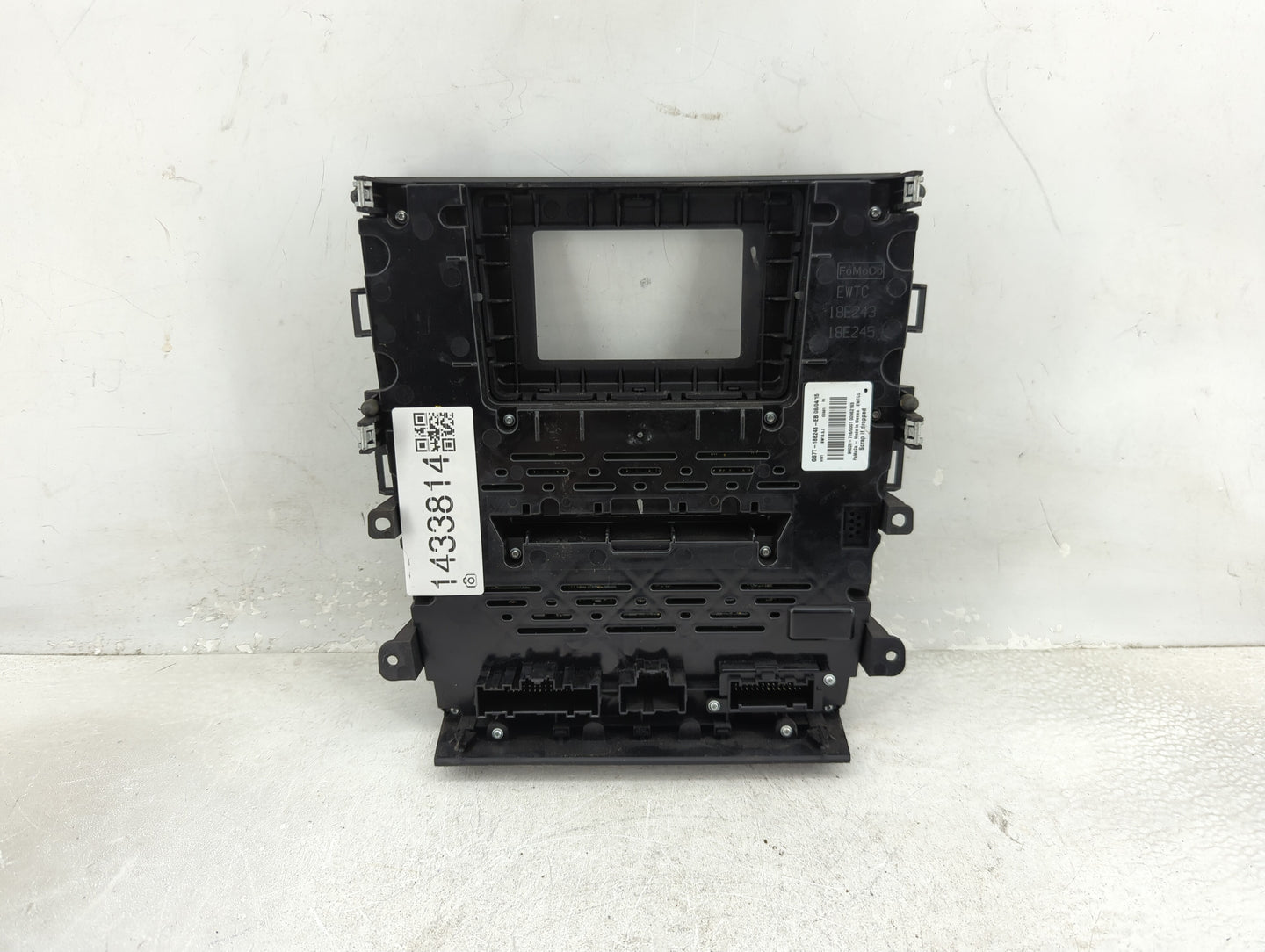 2016-2016 Ford Fusion Radio Control Panel - Oemusedautoparts1.com