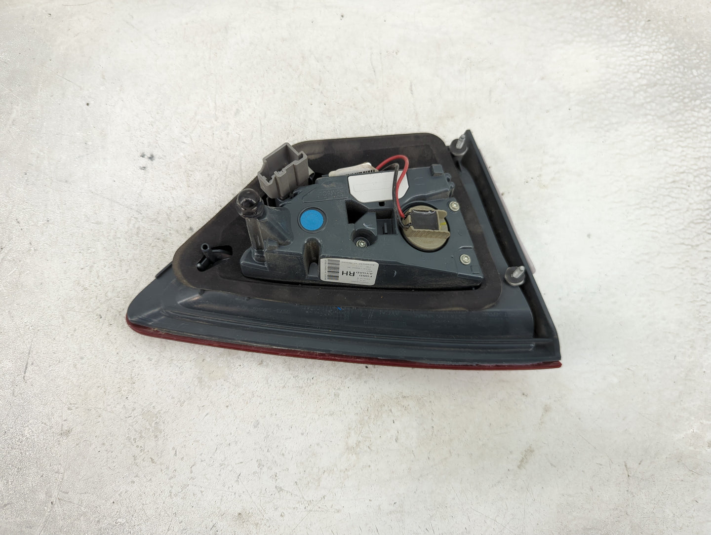 2013-2016 Ford Fusion Tail Light Assembly Passenger Right OEM P/N:DS73-13A602-AE Fits Fits 2013 2014 2015 2016 OEM Used Auto
