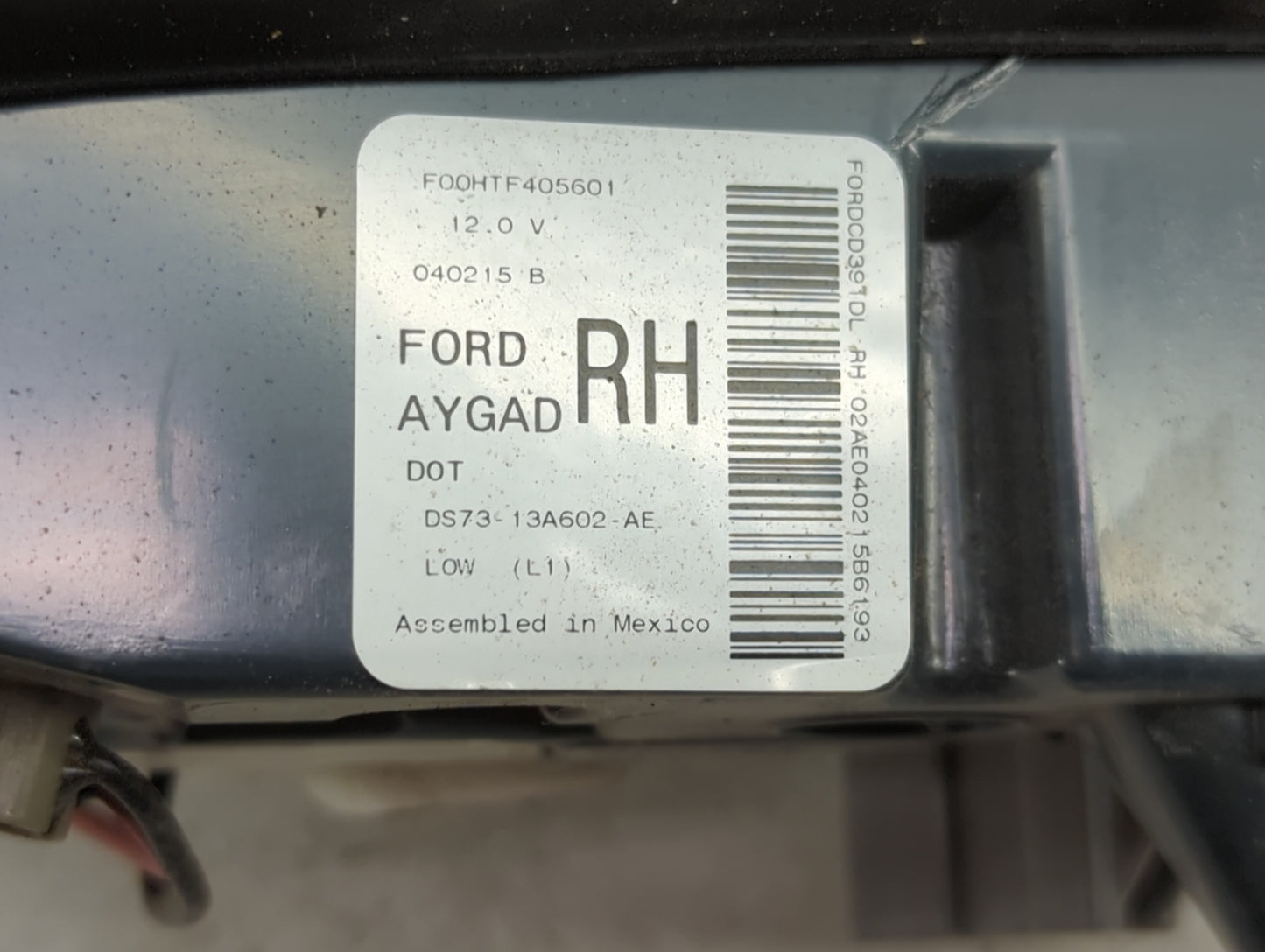 2013-2016 Ford Fusion Tail Light Assembly Passenger Right OEM P/N:DS73-13A602-AE Fits Fits 2013 2014 2015 2016 OEM Used Auto