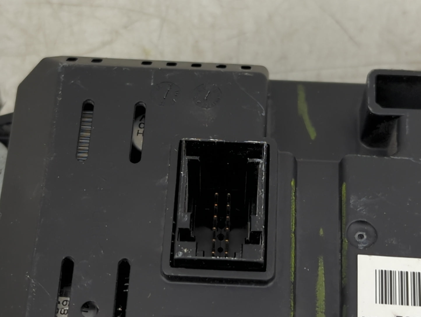 2016 Ford Fusion Information Display Screen - Oemusedautoparts1.com