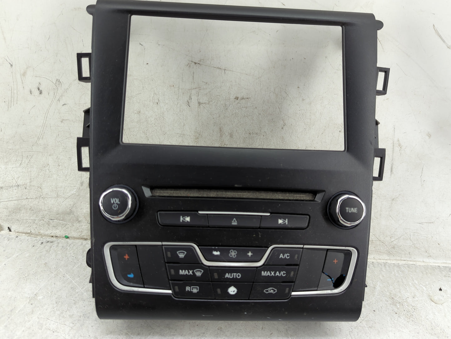 2016-2020 Ford Fusion Radio Control Panel - Oemusedautoparts1.com