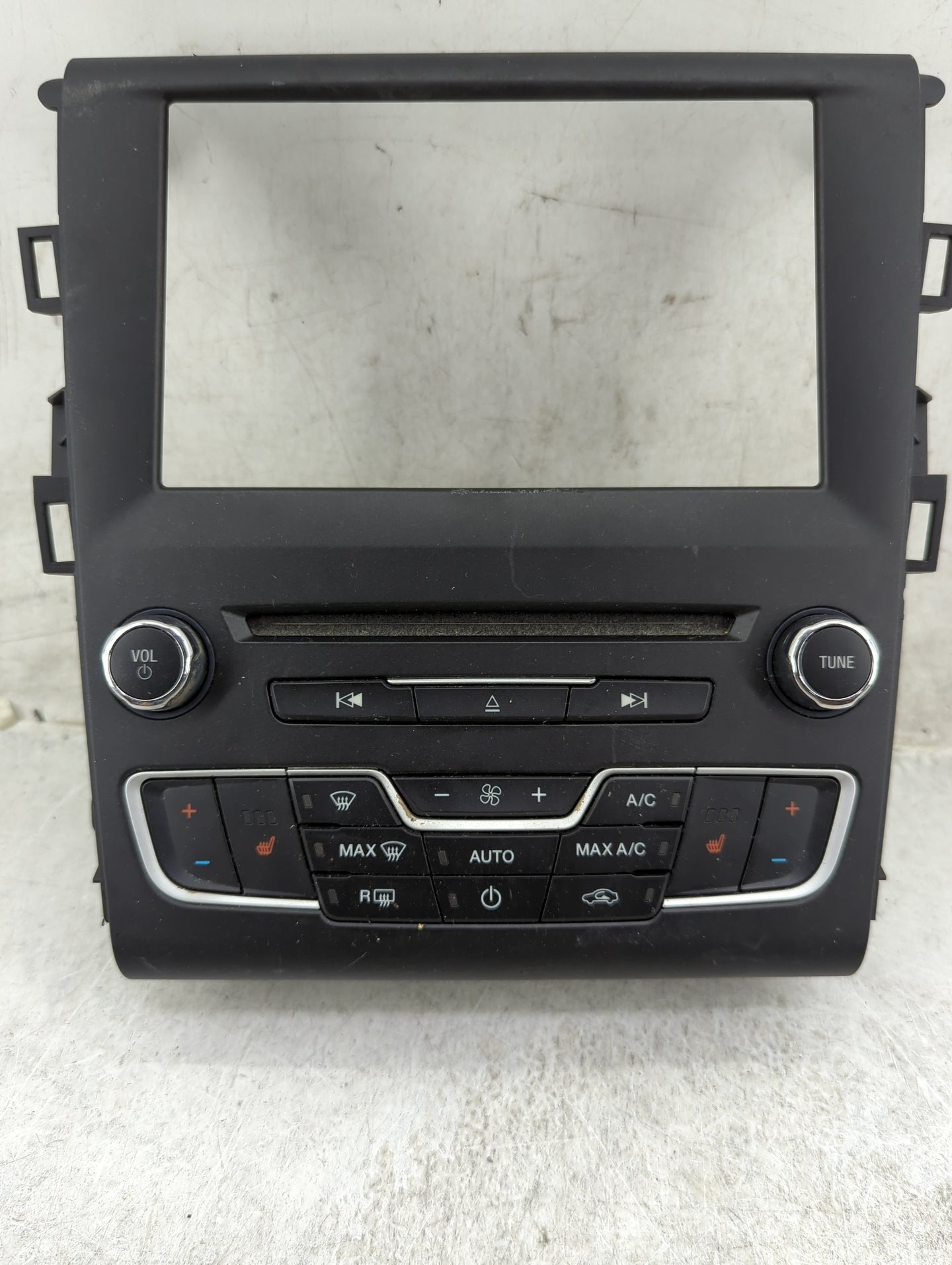 2016-2016 Ford Fusion Radio Control Panel - Oemusedautoparts1.com