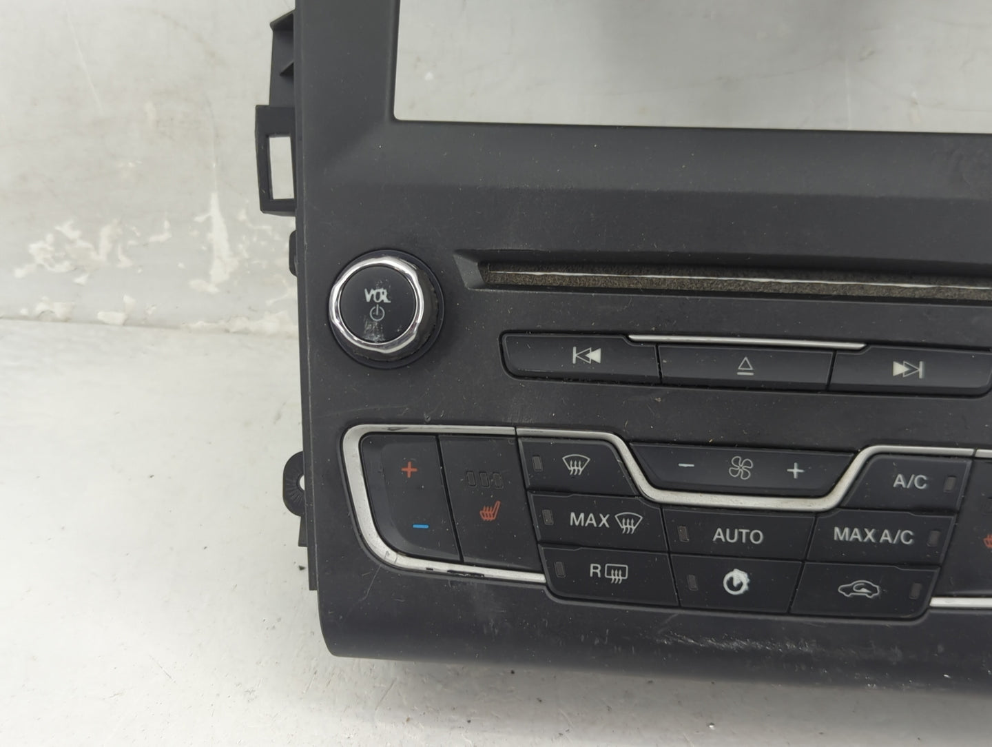 2016-2016 Ford Fusion Radio Control Panel - Oemusedautoparts1.com