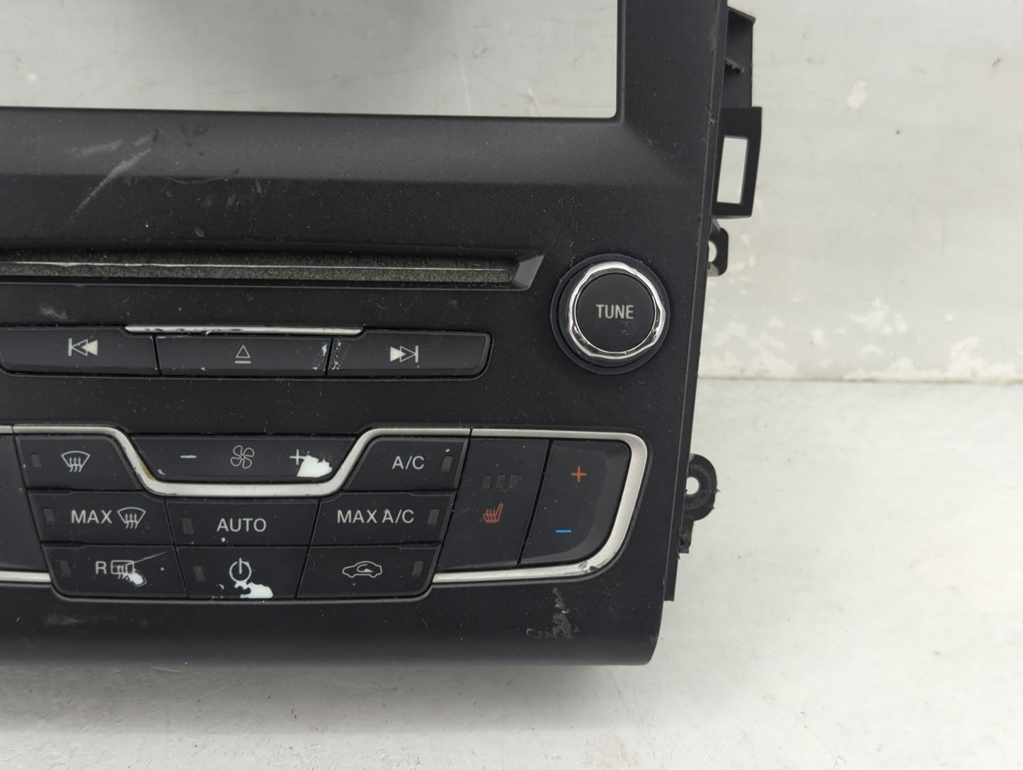 2016-2020 Ford Fusion Radio Control Panel - Oemusedautoparts1.com