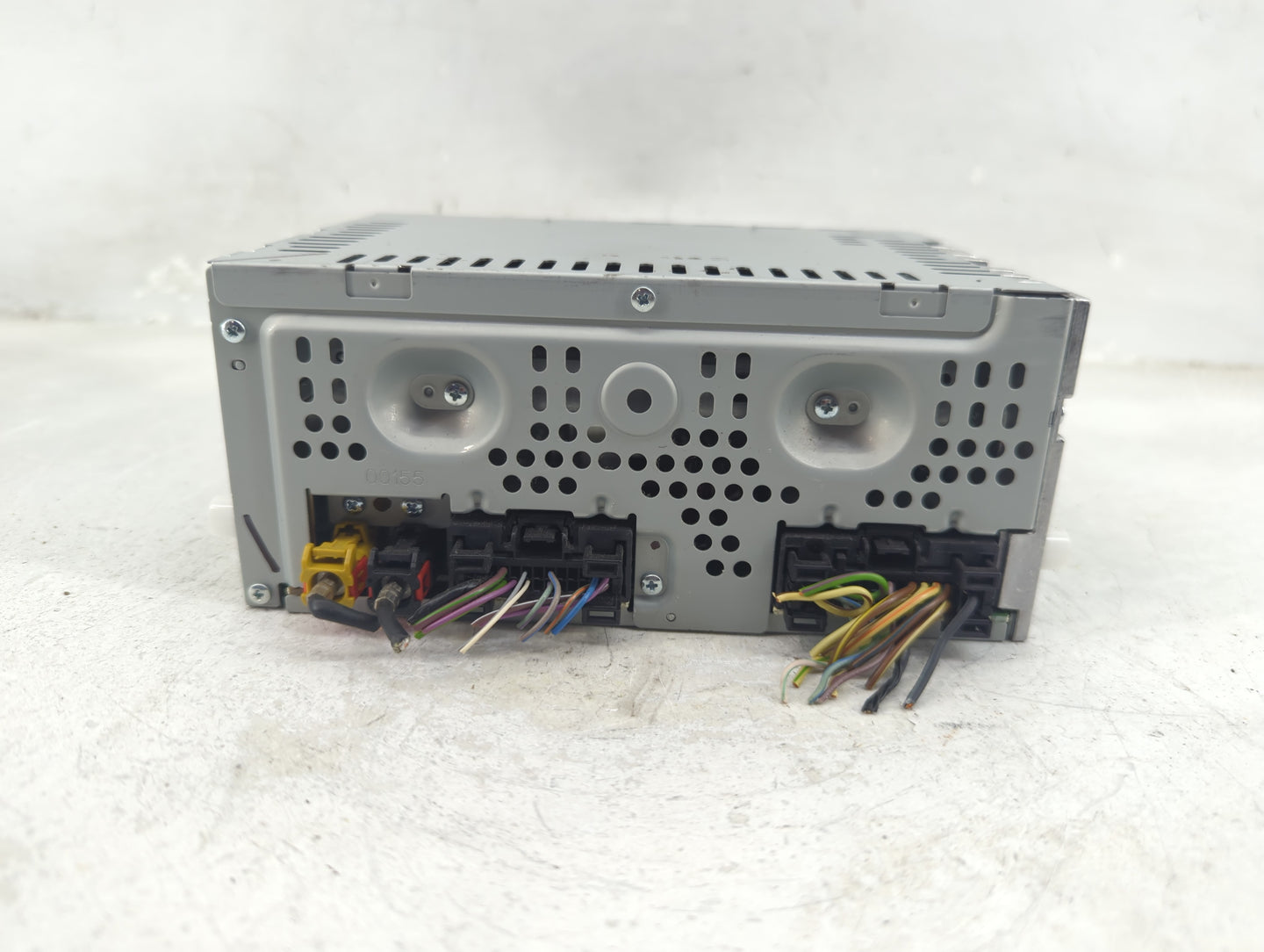 2016 Ford Fusion Radio AM FM Cd Player Receiver Replacement P/N:CQ-CJ15N04MA Fits OEM Used Auto Parts - Oemusedautoparts1.co