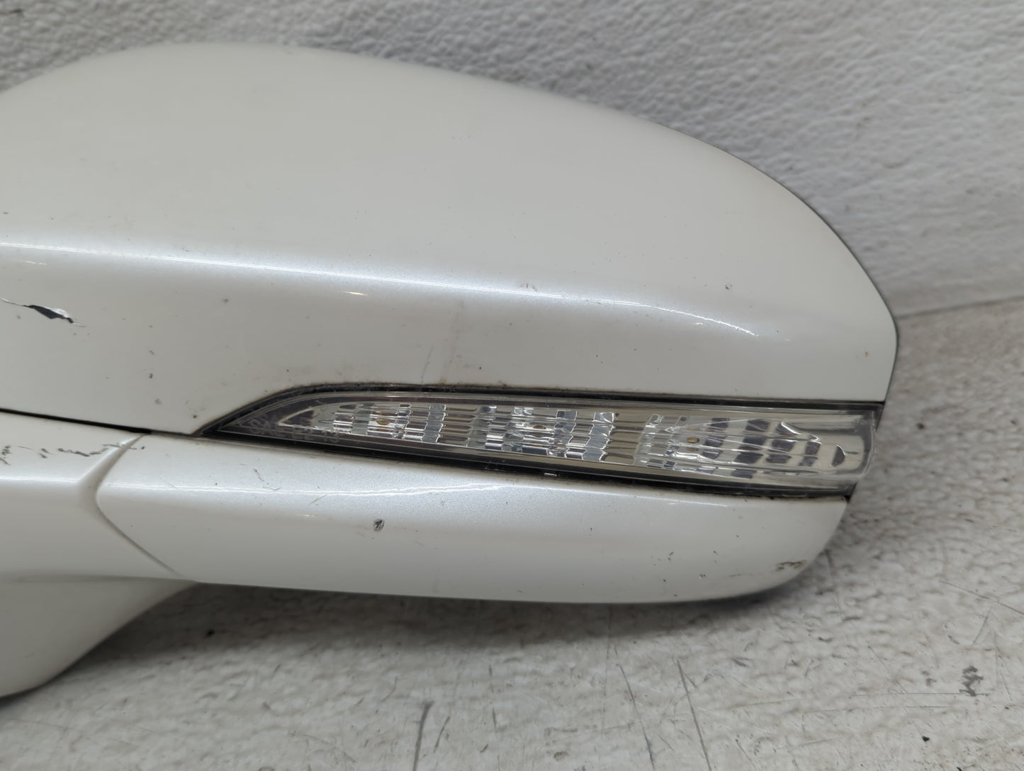 2015-2017 Ford Fusion Driver Side View Mirror - Left Door Mirror OEM Used - Oemusedautoparts1.com