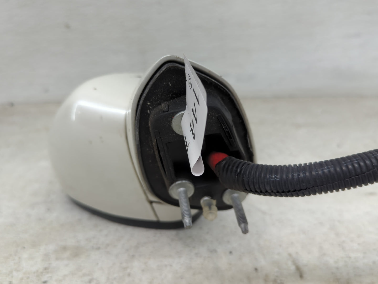 2015-2017 Ford Fusion Driver Side View Mirror - Left Door Mirror OEM Used - Oemusedautoparts1.com