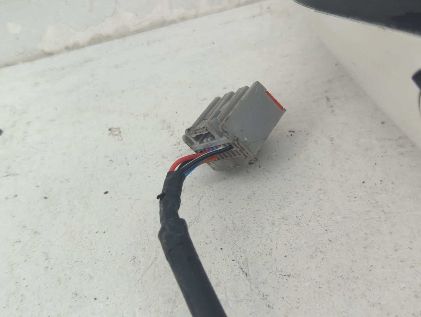 2015-2017 Ford Fusion Driver Side View Mirror - Left Door Mirror OEM Used - Oemusedautoparts1.com