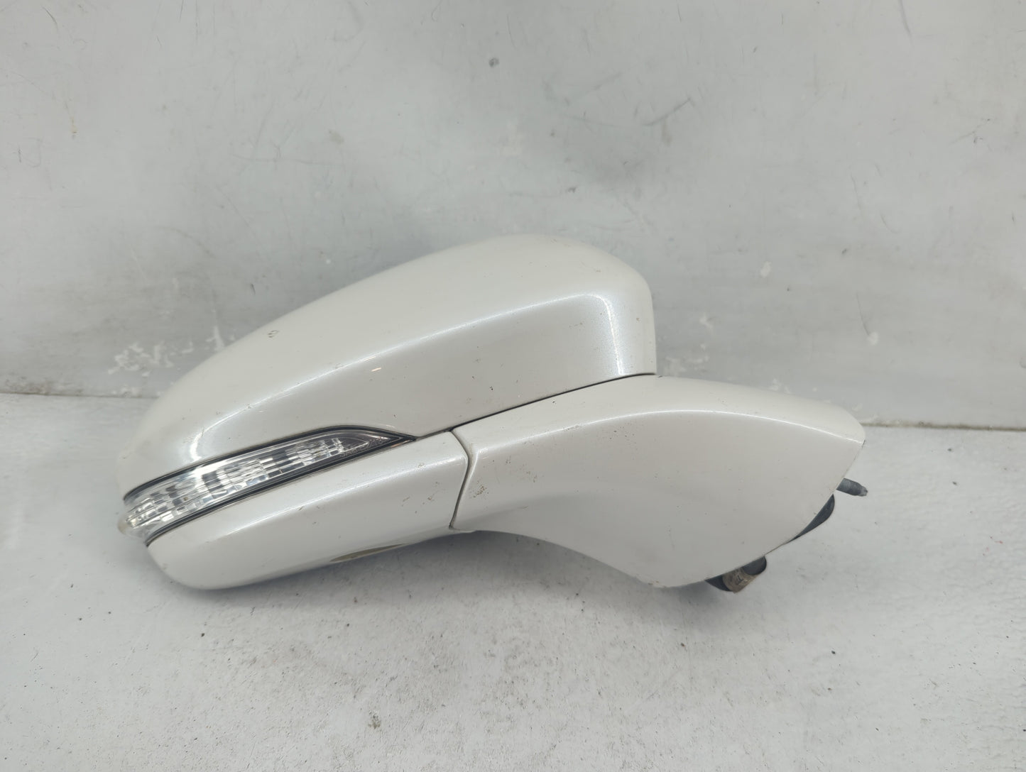 2015-2017 Ford Fusion Passenger Side View Mirror - Right Door Mirror OEM Used - Oemusedautoparts1.com