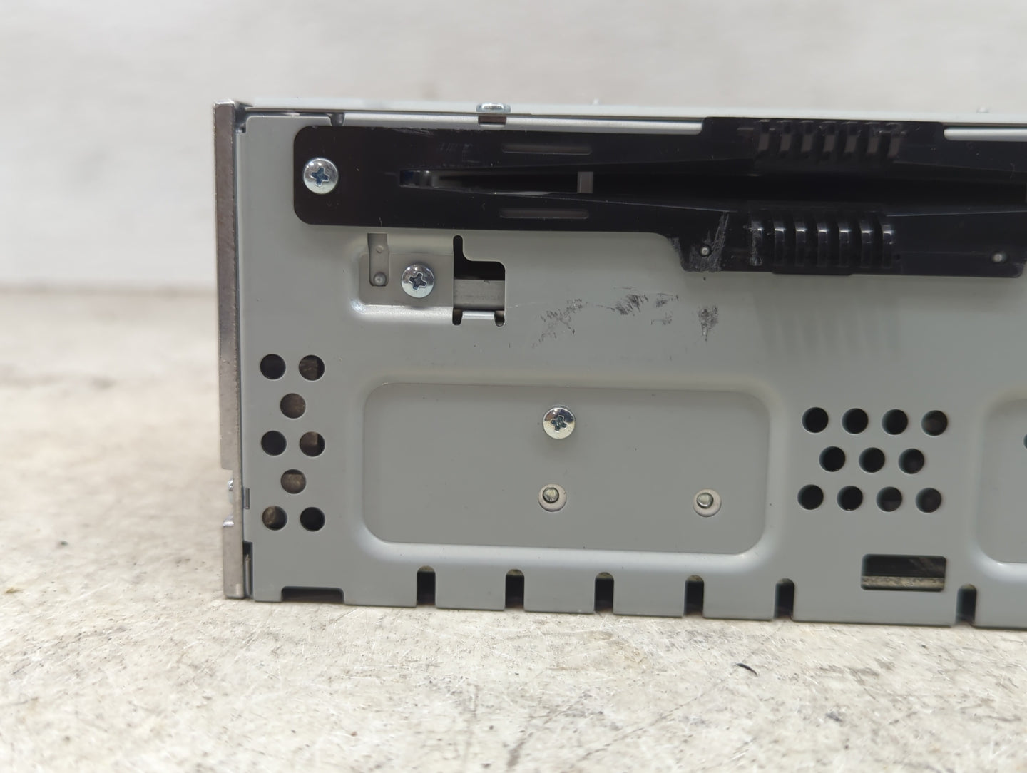 2016 Ford Fusion Radio AM FM Cd Player Receiver Replacement P/N:FS7T-19C107-YB GMBVA Fits OEM Used Auto Parts - Oemusedautop