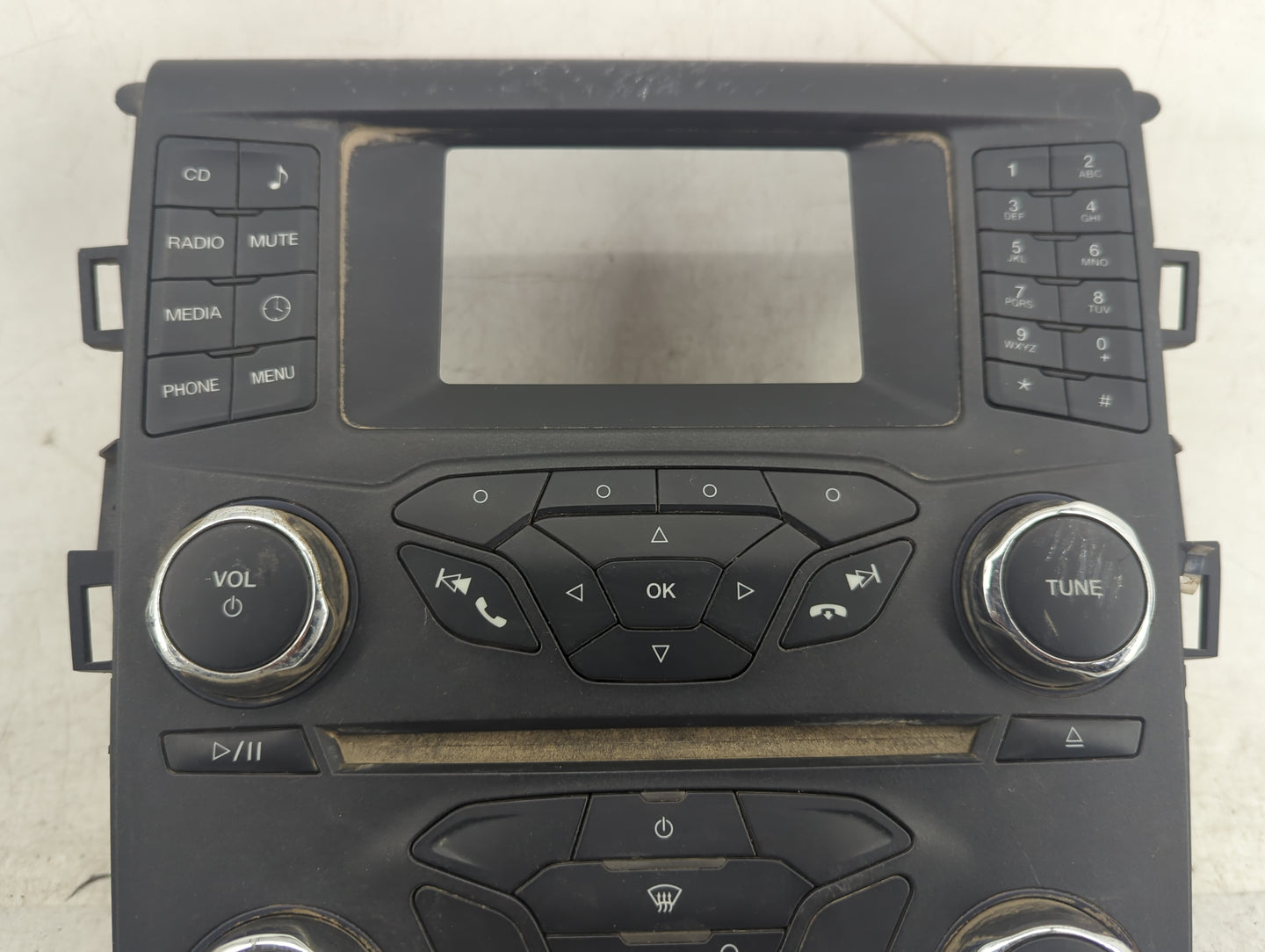 2016-2016 Ford Fusion Radio Control Panel 1447059 - Oemusedautoparts1.com