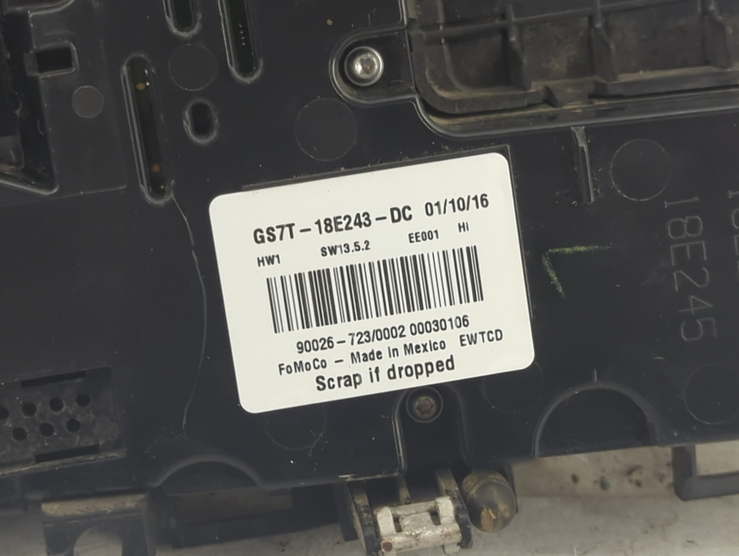 2016-2016 Ford Fusion Radio Control Panel 1447059 - Oemusedautoparts1.com