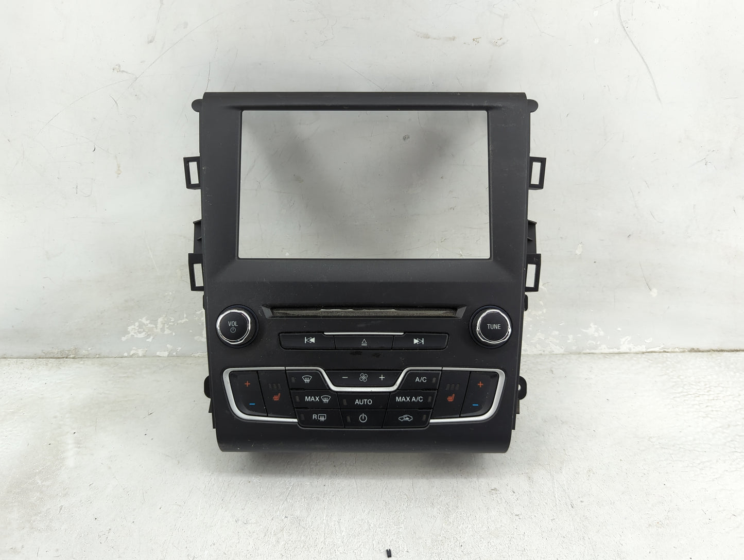 2016-2020 Ford Fusion Radio Control Panel - Oemusedautoparts1.com