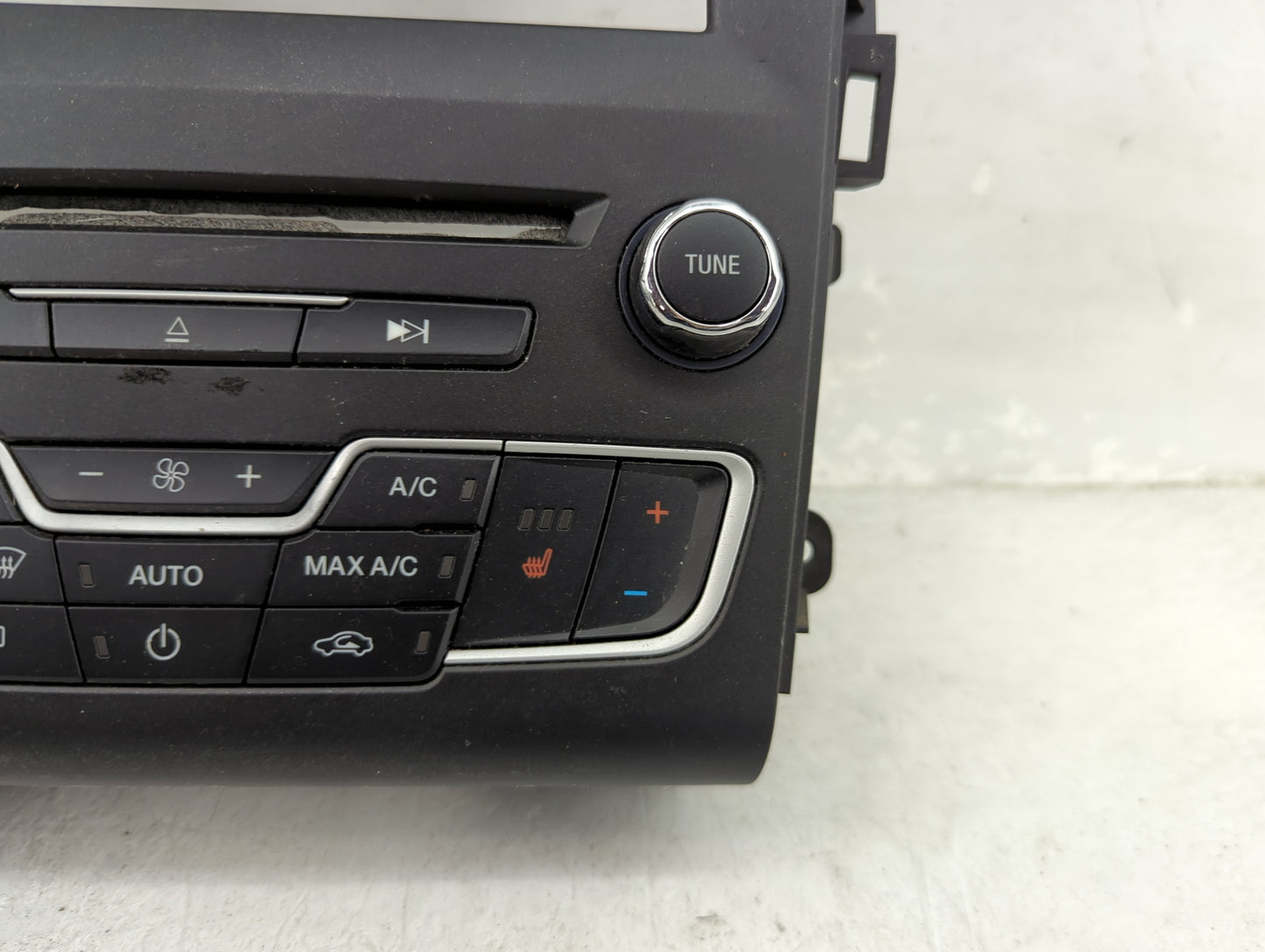 2016-2020 Ford Fusion Radio Control Panel - Oemusedautoparts1.com