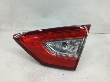 2013-2016 Ford Fusion Tail Light Assembly Passenger Right OEM P/N:DS73-13A602-AD Fits Fits 2013 2014 2015 2016 OEM Used Auto