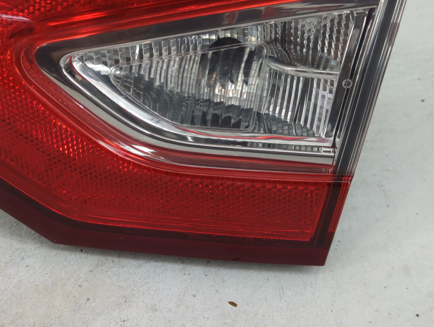 2013-2016 Ford Fusion Tail Light Assembly Passenger Right OEM P/N:DS73-13A602-AD Fits Fits 2013 2014 2015 2016 OEM Used Auto