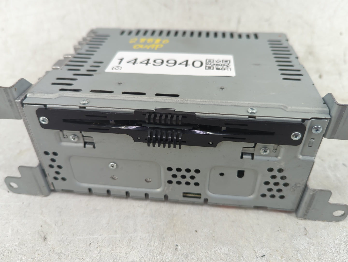 2015-2016 Ford Fusion Radio AM FM Cd Player Receiver Replacement P/N:DS7T-19C107-BL Fits Fits 2015 2016 OEM Used Auto Parts 